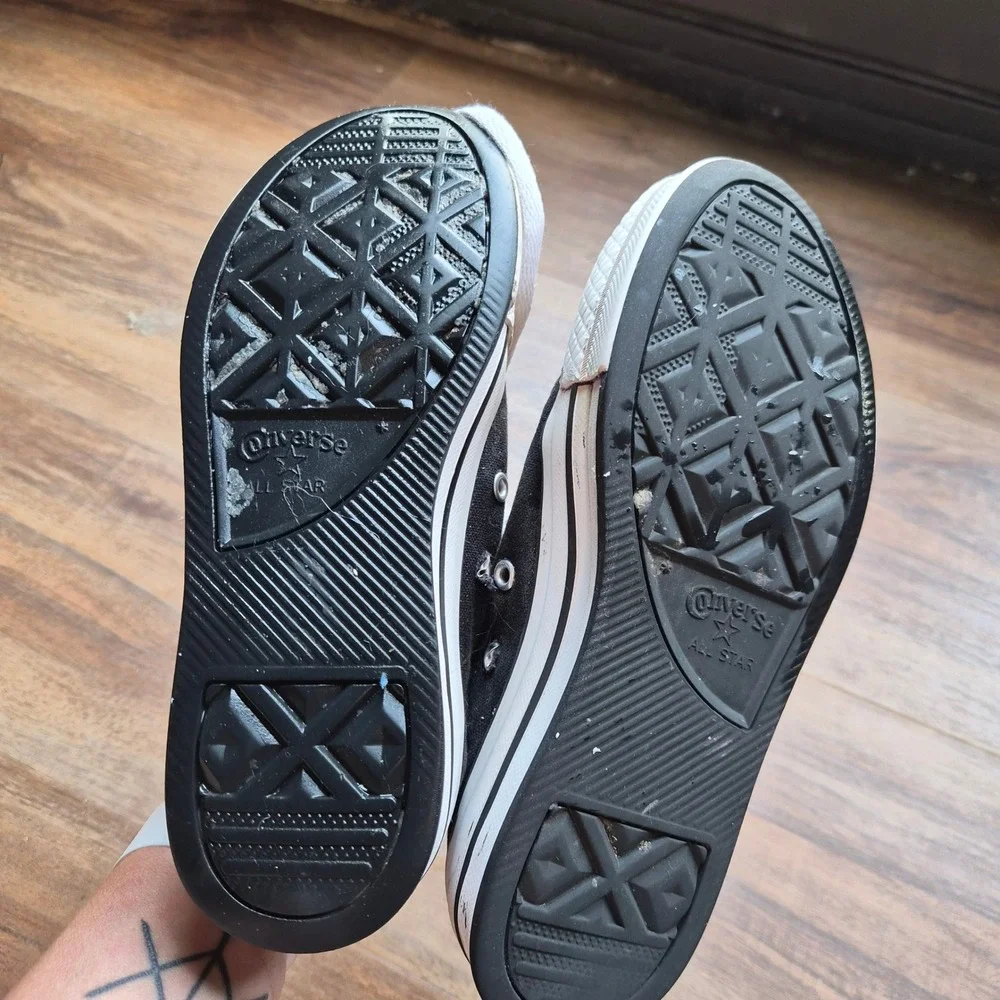 Converse Chuck Taylor All Star High Top Black White Kids Sneakers 3.5 Streetwear